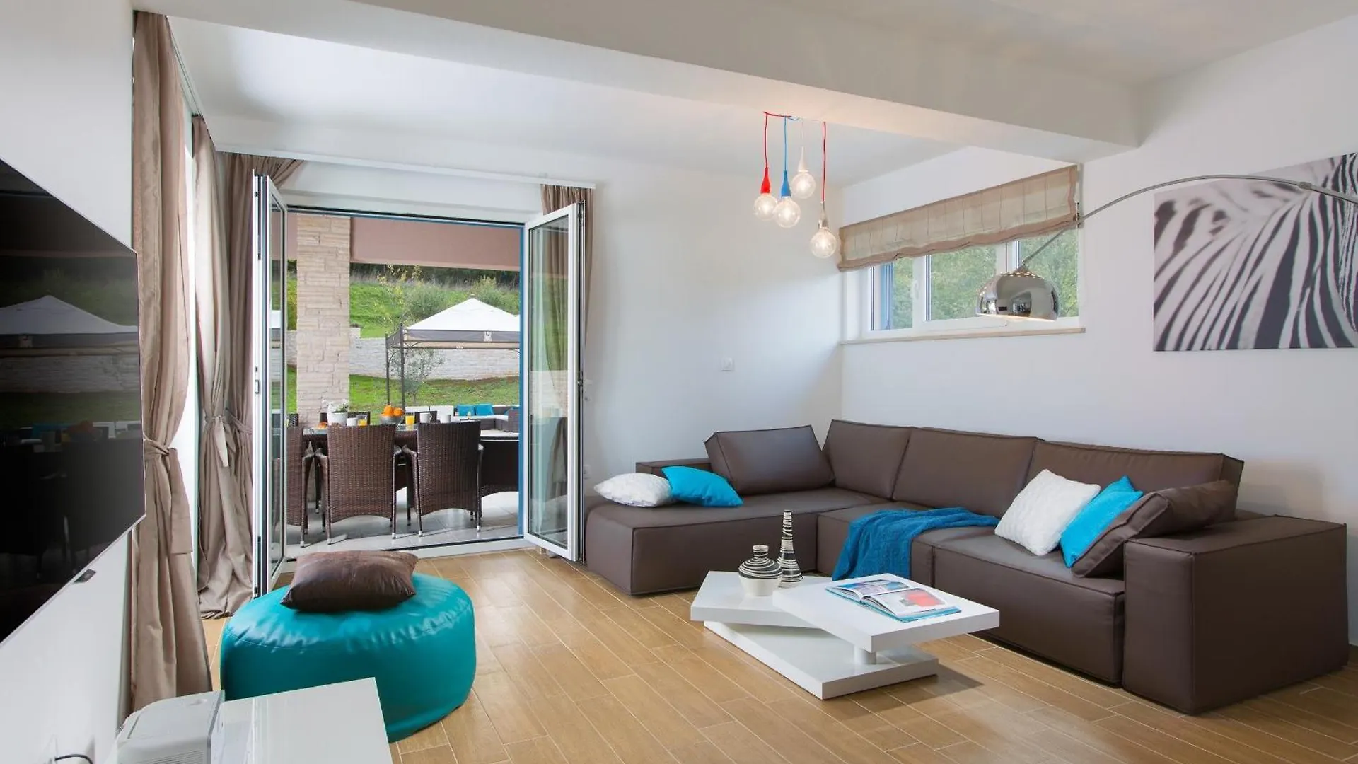Adonis Villa Krsan